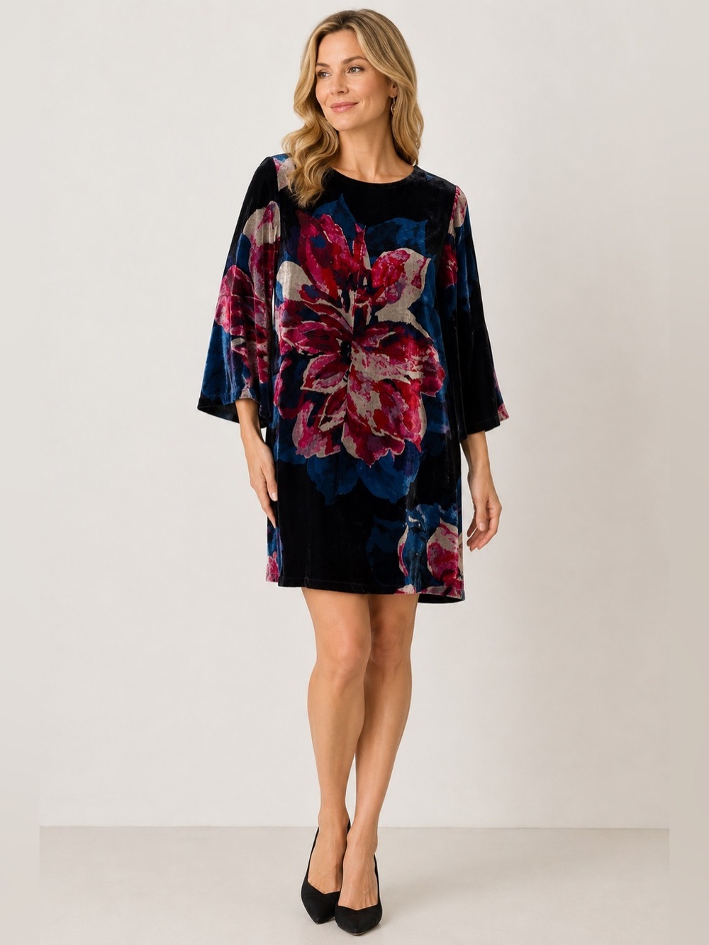 Trina Turk Silk Blend Velvet Floral Shift Dress Bell Sleeve Cocktail | Size M